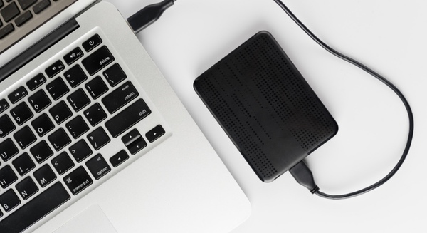 connect external hard disk to mac
