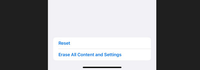 borrar todo el contenido y el botón de configuración en el iphone