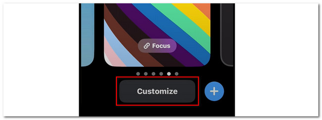 tap customize button iphone lock screen