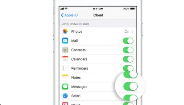 povolit zprávu icloud