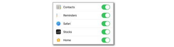 togle contacts alider